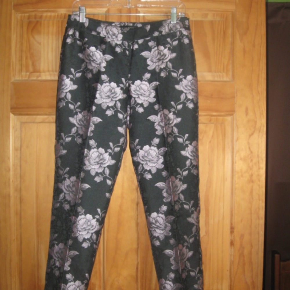 Talbots Petites Flower Pattern Ankle Length Pants